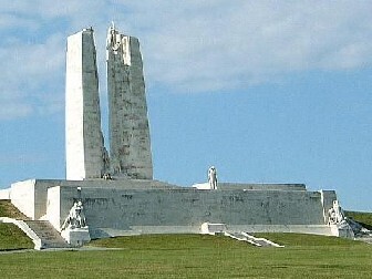 Memorial_Vimy_face.jpg